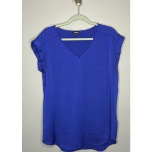 EUC Express V-Neck Rolled Sleeve Shirt